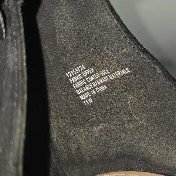 Torrid Women's Suede Strappy Block Heel Black Plus Size 11W - Picture 8 of 9